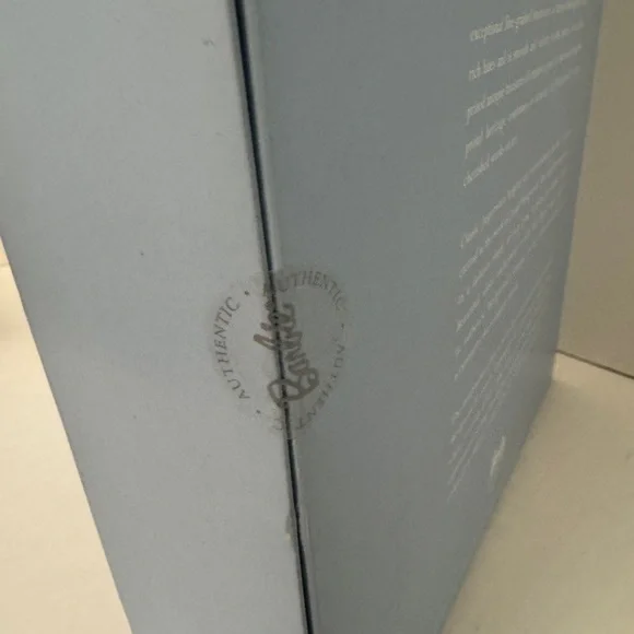 2000 new limited edition Wedgewood England 1759 Barbie - Picture 5 of 9